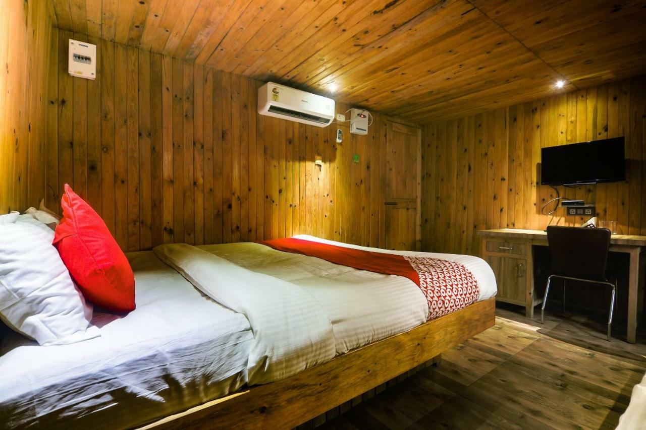 Oyo 36006 Eastern Retreat Hotel Nunmati Bagian luar foto