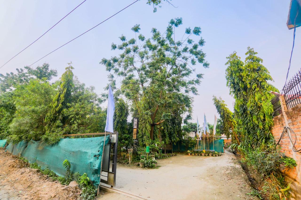 Oyo 36006 Eastern Retreat Hotel Nunmati Bagian luar foto